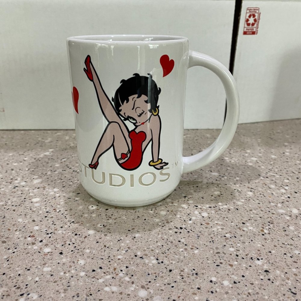 MUG/CUP Universal Studios Betty Boop Mug.